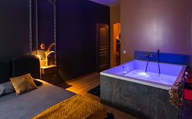 Dreamy Room - Evasion, Balneo & Cinema Prive